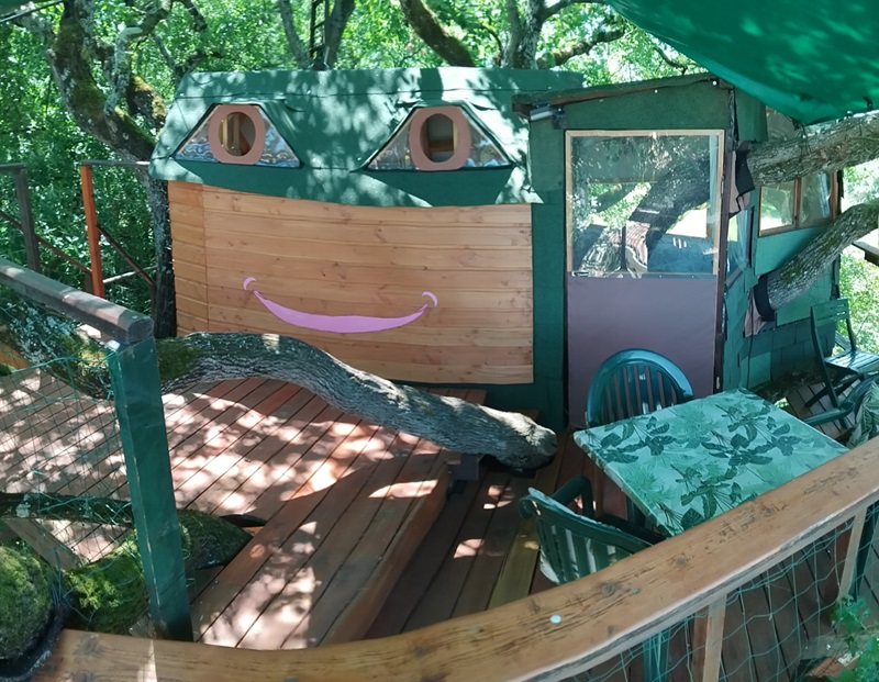 Le Sourire de la Cabane Insolite